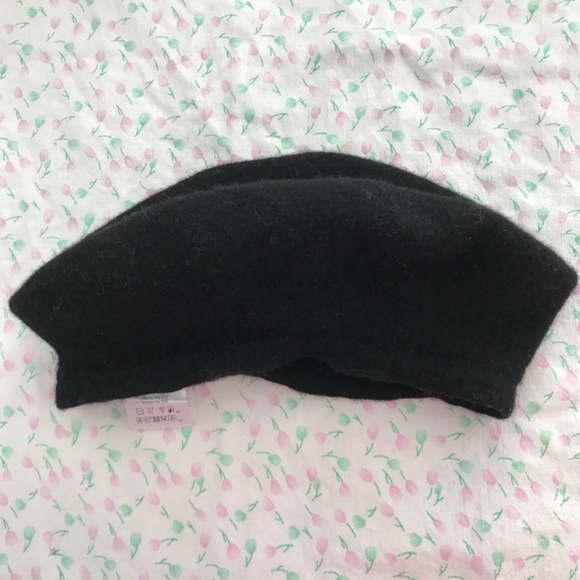 FRAAS Solid Black French Beret Hat Wool Blend - Picture 2 of 3